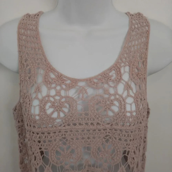 Crocheted Tan  Sleeveless Top, Fine Details - Picture 2 of 4
